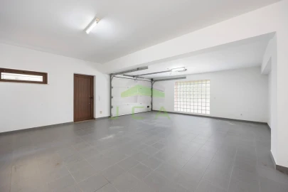 Moradia T6 para Venda em Leiria, Pousos, Barreira e Cortes