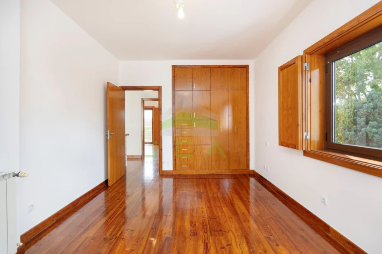 Moradia T6 para Venda em Leiria, Pousos, Barreira e Cortes Foto 43