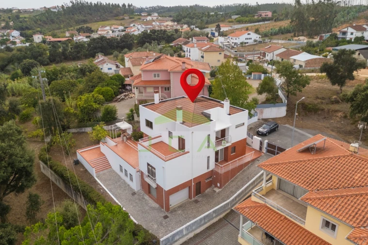 Moradia T6 para Venda em Leiria, Pousos, Barreira e Cortes Foto 60