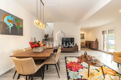 Moradia T4 para Venda em Alhos Vedros