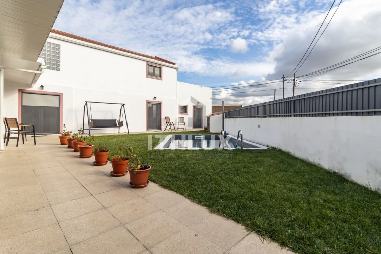 Moradia T4 para Venda em Alhos Vedros Foto 55