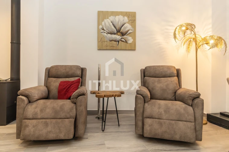 Moradia T4 para Venda em Alhos Vedros Foto 12