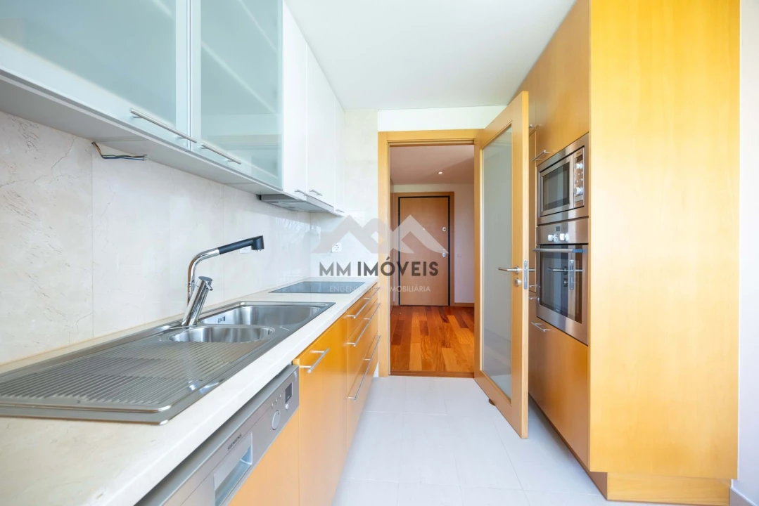 Apartamento T1 para Arrendamento em Santa Marinha e São Pedro da Afurada Foto 6