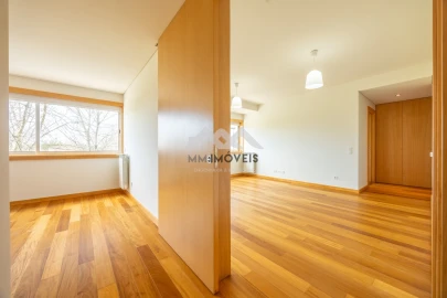 Apartamento T1 para Arrendamento em Santa Marinha e São Pedro da Afurada