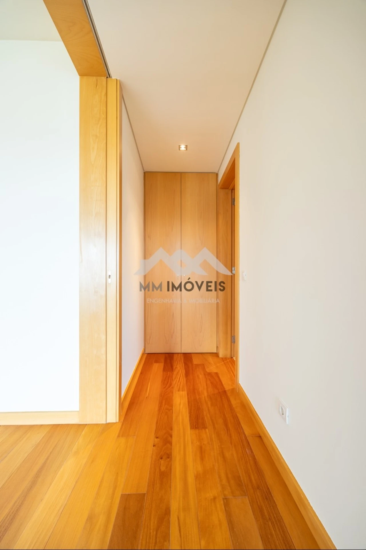 Apartamento T1 para Arrendamento em Santa Marinha e São Pedro da Afurada Foto 20