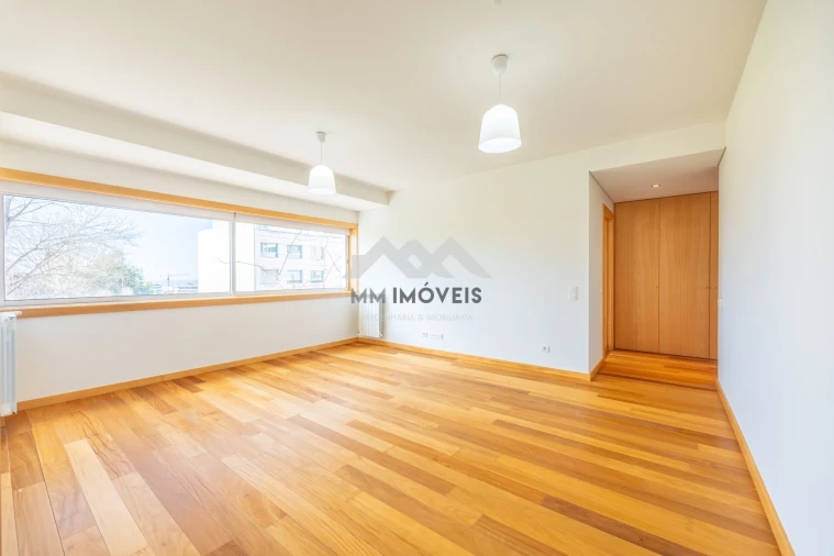 Apartamento T1 para Arrendamento em Santa Marinha e São Pedro da Afurada Foto 16