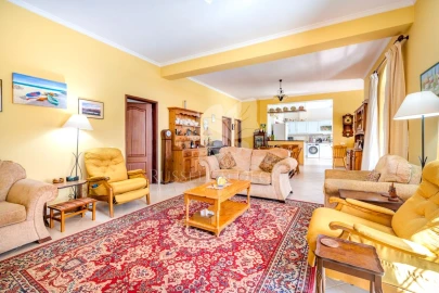 Moradia T3 para Venda em Olhão