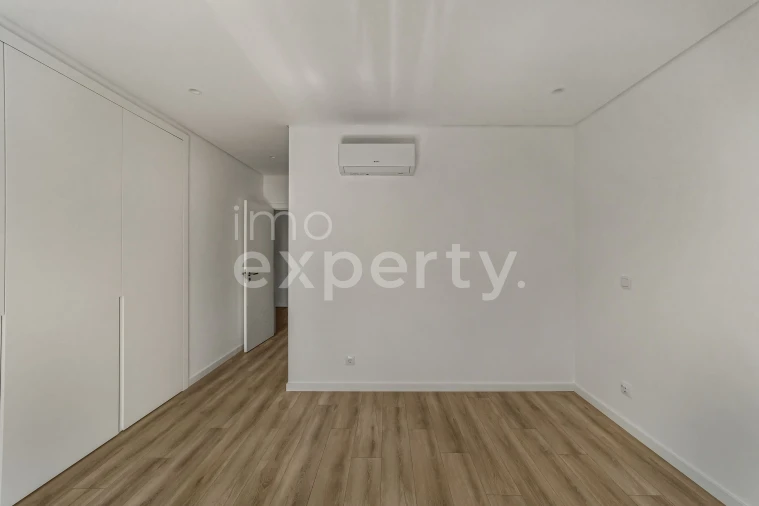 Apartamento T2 para Arrendamento em Mafra Foto 6
