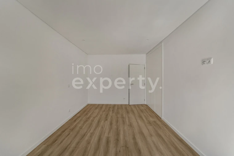 Apartamento T2 para Arrendamento em Mafra Foto 15