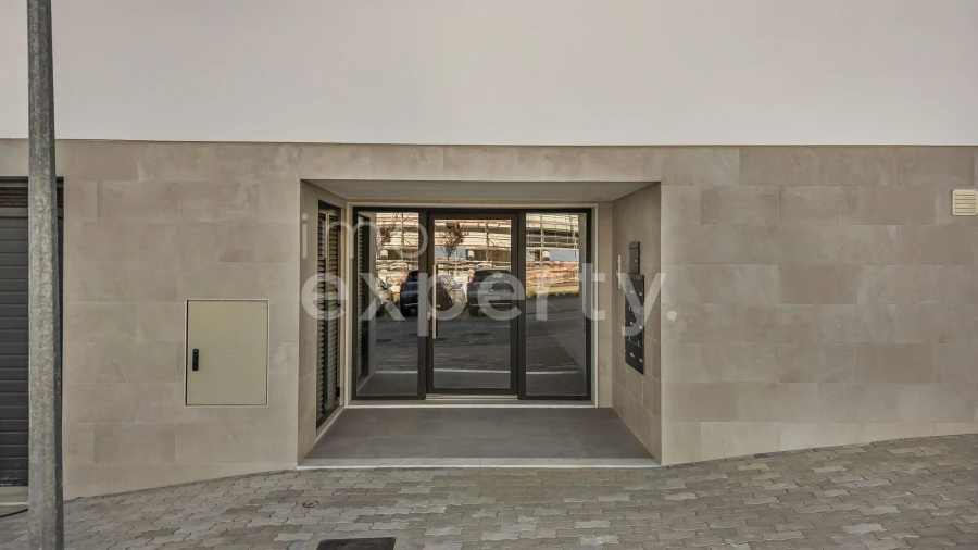 Apartamento T2 para Arrendamento em Mafra Foto 26