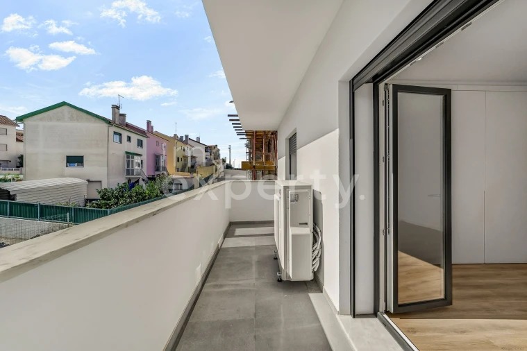 Apartamento T2 para Arrendamento em Mafra Foto 9