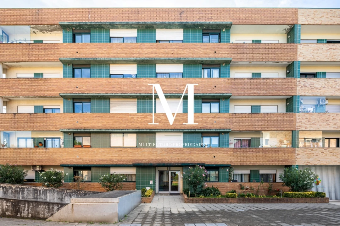 Apartamento T2 para Venda em Valongo Foto 23