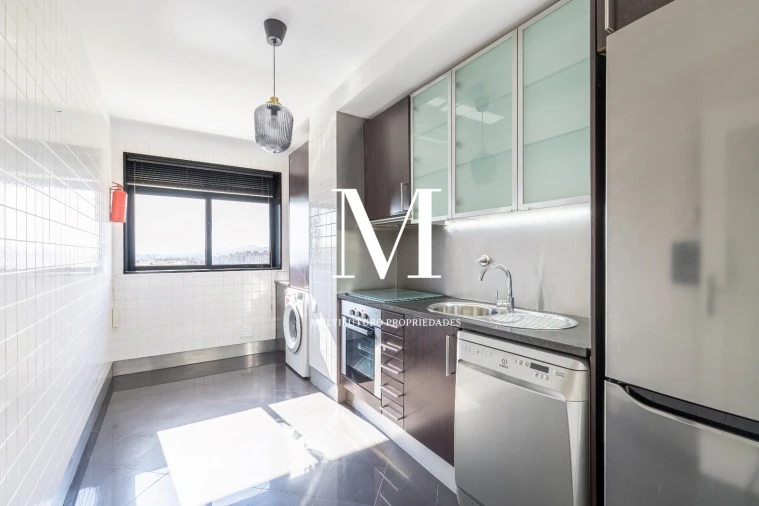 Apartamento T2 para Venda em Valongo Foto 8