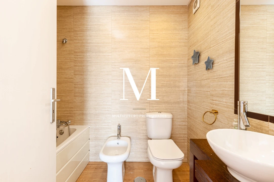 Apartamento T2 para Venda em Valongo Foto 21