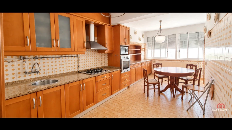 Apartamento T4 para Venda em Guarda