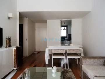 Apartamento T1 para Arrendamento em Aldoar, Foz do Douro e Nevogilde