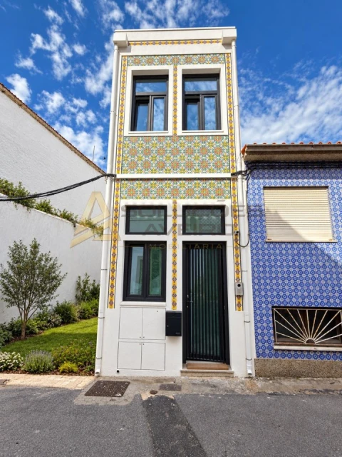 Moradia T2 para Venda em Glória e Vera Cruz
