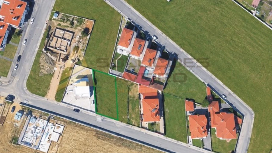 Terreno para Venda em Oliveira do Bairro