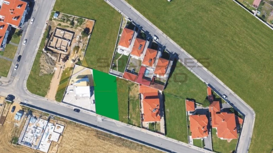 Terreno para Venda em Oliveira do Bairro