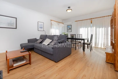 Apartamento T4 para Venda em São Vicente (Braga)