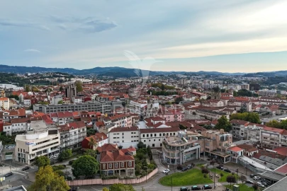 Apartamento T4 para Venda em São Vicente (Braga)