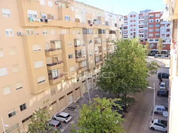 Apartamento T2 para Venda em Almada, Cova da Piedade, Pragal e Cacilhas