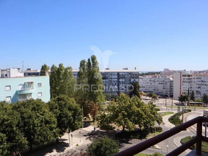 Apartamento T2 para Venda em Almada, Cova da Piedade, Pragal e Cacilhas Foto 16