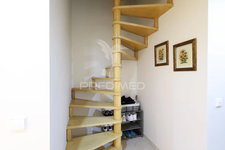 Apartamento T2 para Venda em Nossa Sra de Fatima Foto 3