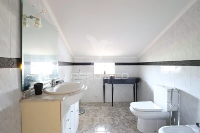 Quinta T6 para Venda em Praia do Ribatejo