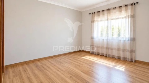 Moradia T4 para Venda em Glória do Ribatejo e Granho