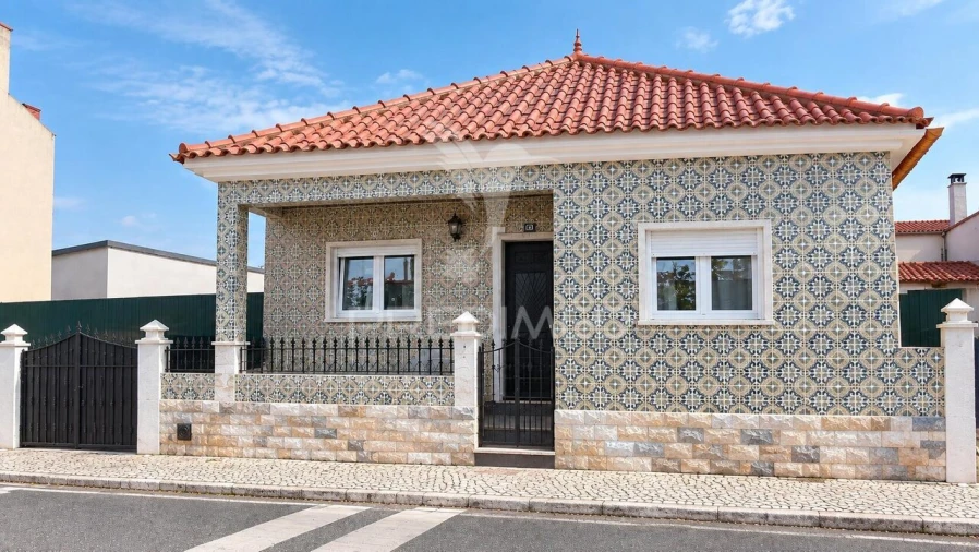 Moradia T4 para Venda em Glória do Ribatejo e Granho Foto 2
