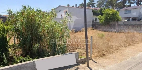 Terreno para Venda em Azeitão (São Lourenço e São Simão)