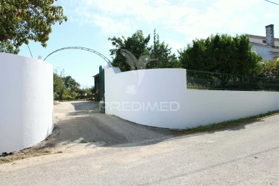 Moradia T3 para Venda em Aguas Belas