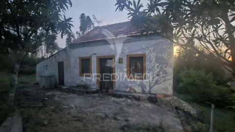 Moradia T3 para Venda em Areias e Pias