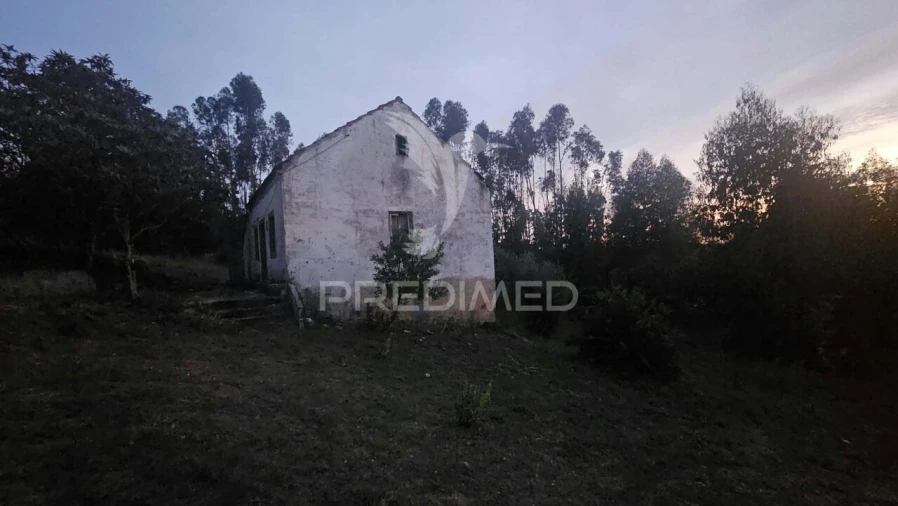 Moradia T3 para Venda em Areias e Pias Foto 6
