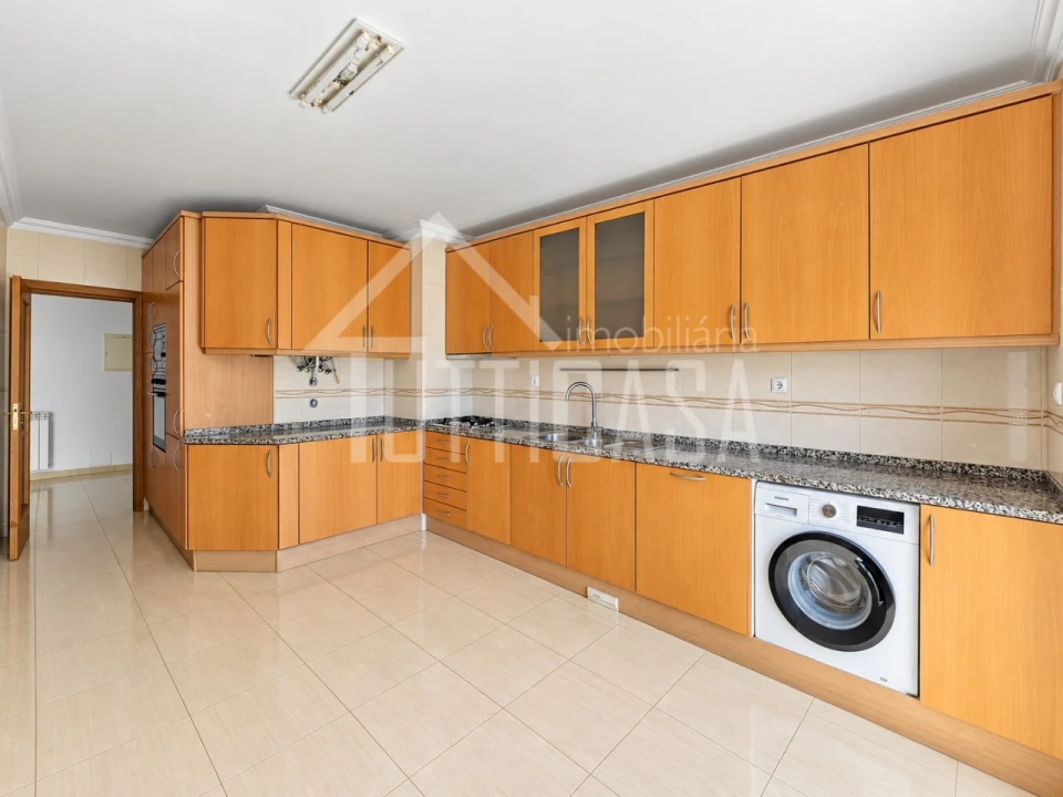 Apartamento T3 para Venda em Malveira e São Miguel de Alcainça Foto 6