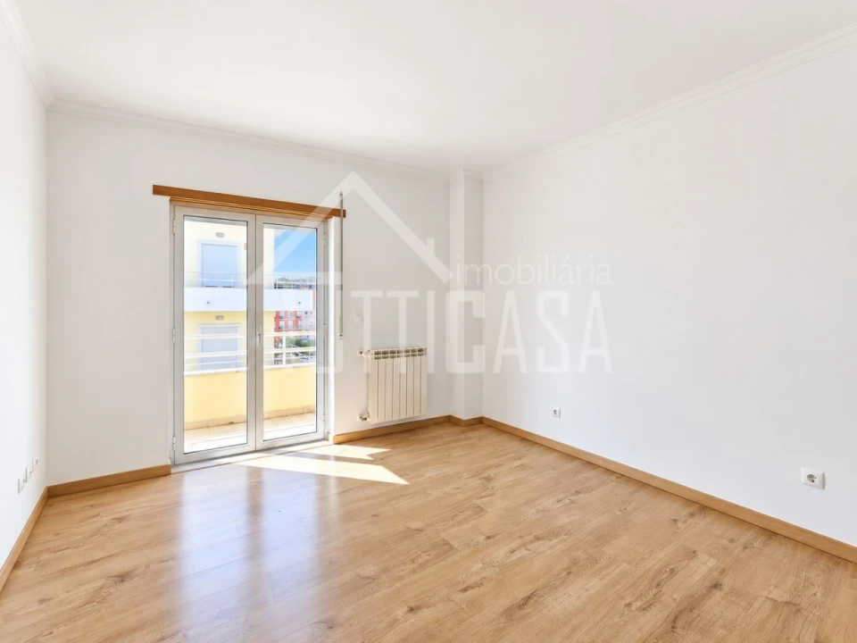 Apartamento T3 para Venda em Malveira e São Miguel de Alcainça Foto 15