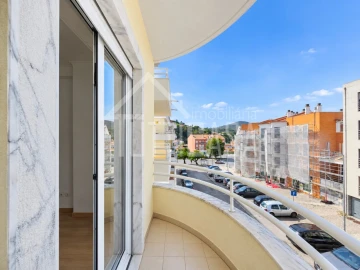 Apartamento T3 para Venda em Malveira e São Miguel de Alcainça