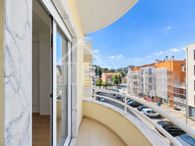 Apartamento T3 para Venda em Malveira e São Miguel de Alcainça Foto 25