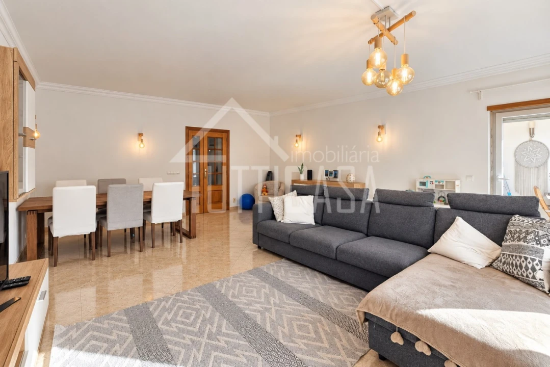 Apartamento T2 para Venda em Milharado Foto 3