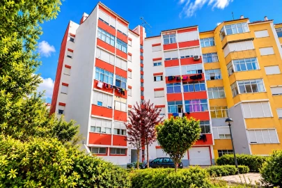 Apartamento T1 para Venda em Agualva e Mira-Sintra