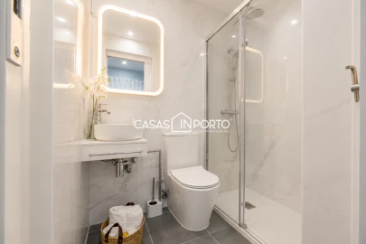 Apartamento para Venda em Cedofeita, Santo Ildefonso, Sé, Miragaia, São Nicolau e Vitória
