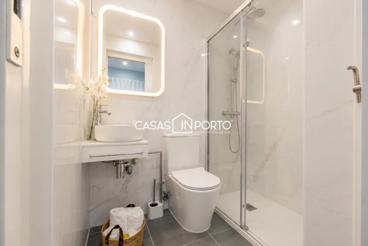 Apartamento para Venda em Cedofeita, Santo Ildefonso, Sé, Miragaia, São Nicolau e Vitória Foto 7