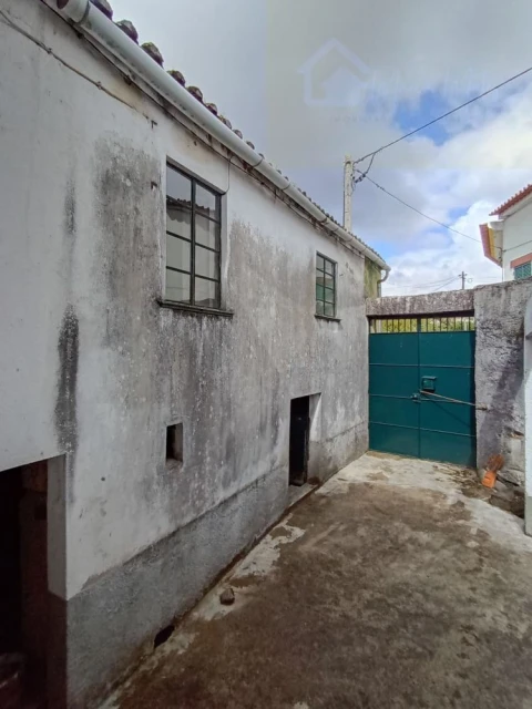 Moradia T3 para Venda em Mangualde, Mesquitela e Cunha Alta