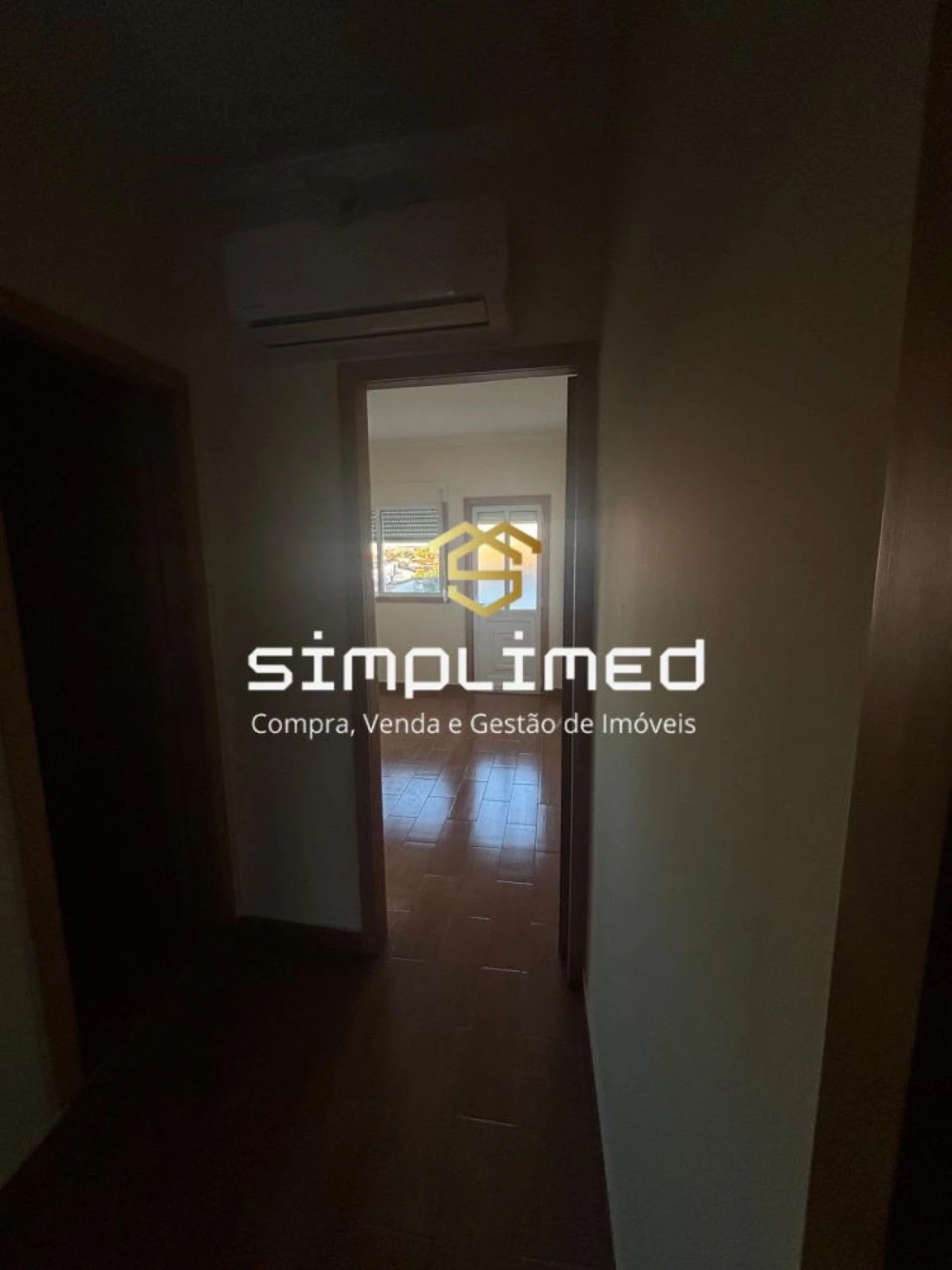 Apartamento T1 para Arrendamento em Oliveira do Douro Foto 3