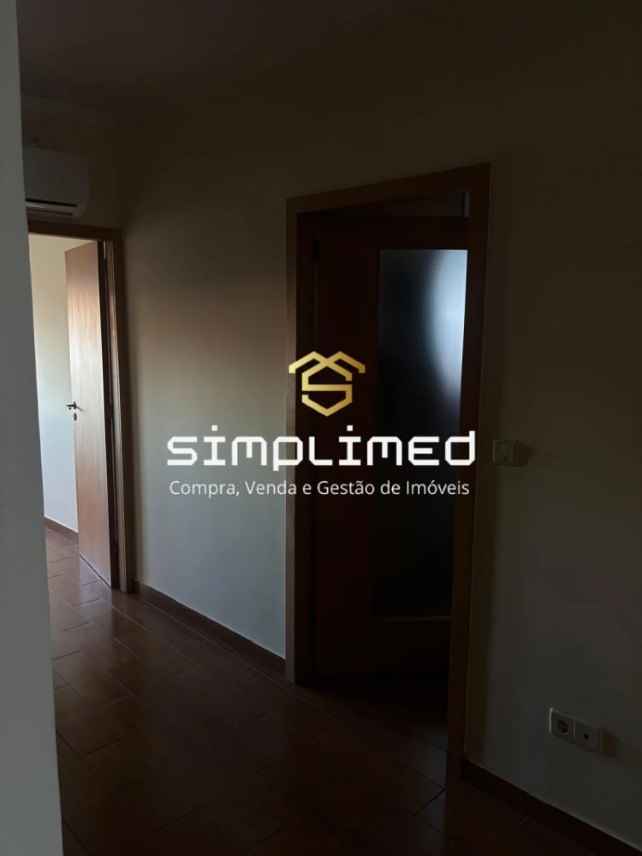 Apartamento T1 para Arrendamento em Oliveira do Douro Foto 10