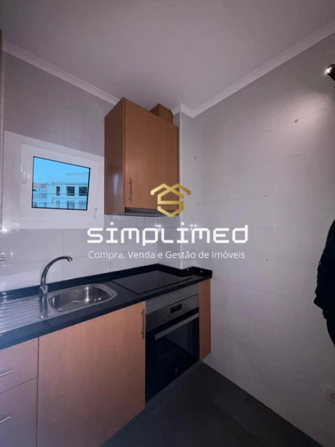 Apartamento T2 para Arrendamento em Oliveira do Douro