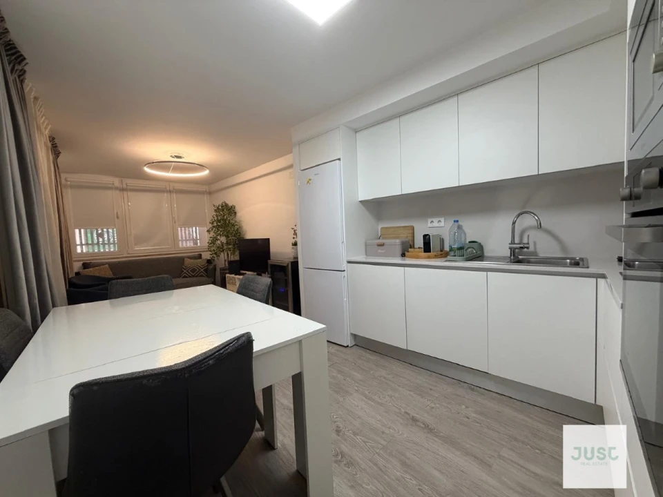 Apartamento T2 para Venda em Sesimbra (Santiago) Foto 2