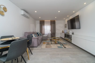 Apartamento T4 para Venda em Samora Correia