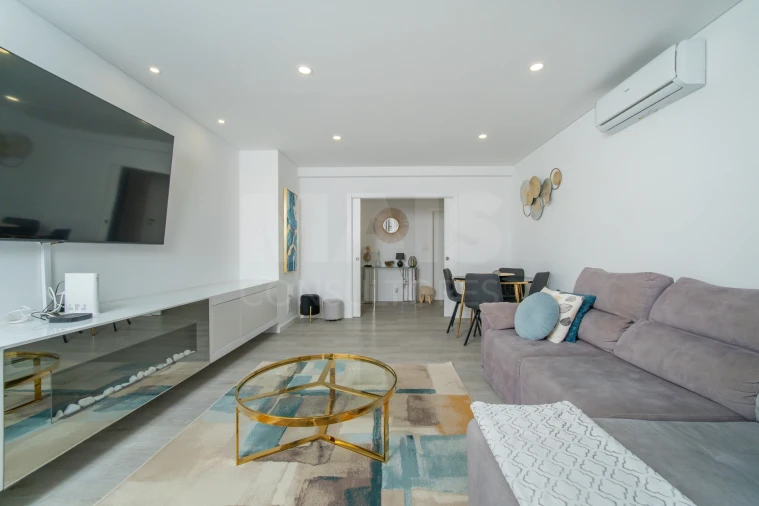 Apartamento T4 para Venda em Samora Correia Foto 7